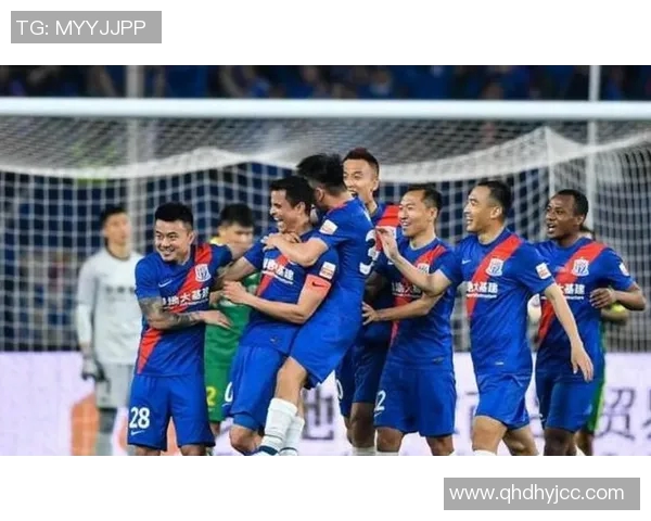 中超最失意中卫海港李昂与申花艾迪：跌宕中的坚韧之路